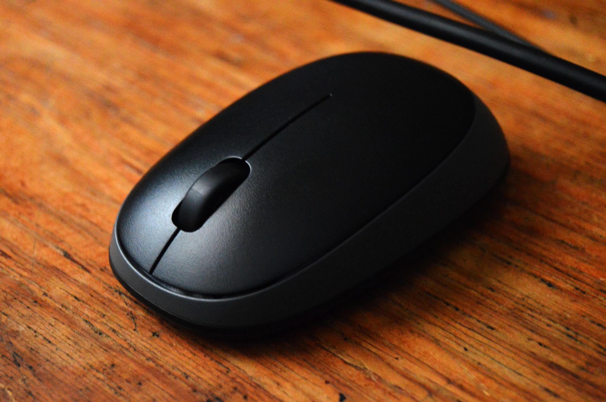 Rechargeable Wireless Mouse High Pointer Speed Long-lasting Battery Life